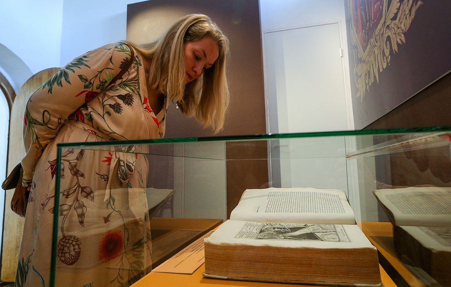 Омский музей откроет выставку с экспонатами от Минкультуры в 2021 году
